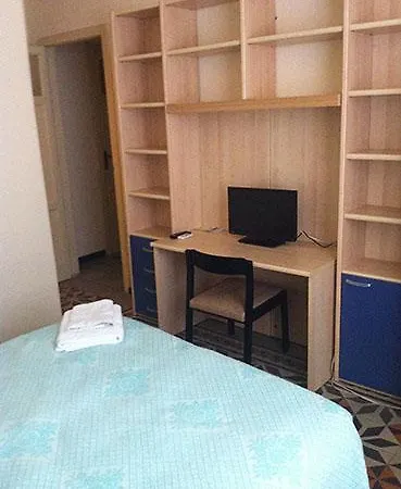 Oda ve Kahvaltı Casanoemi 2 Cagliari